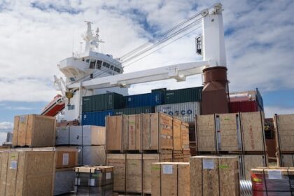 manitoba-must-prepare-for-year-round-hudson-bay-shipping-access,-port-owner-says