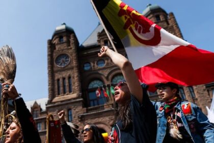 9-ontario-first-nations-speak-at-queen’s-park-after-challenging-federal,-provincial-infrastructure-bills