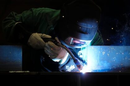 carney-promises-to-curb-non-us.-steel-imports-as-domestic-industry-signals-distress