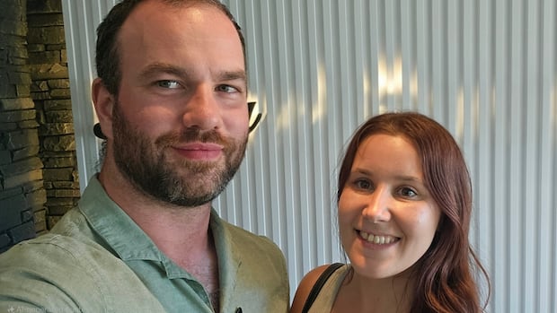 bc.-couple-dodging-dozens-of-calls-about-their-missing-cat-but-their-cat-isn’t-missing