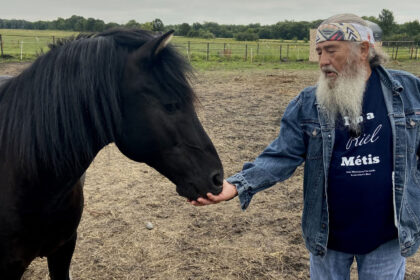 red-river-metis-man-on-mission-to-save-ojibwe-spirit-horses-through-scrap-metal