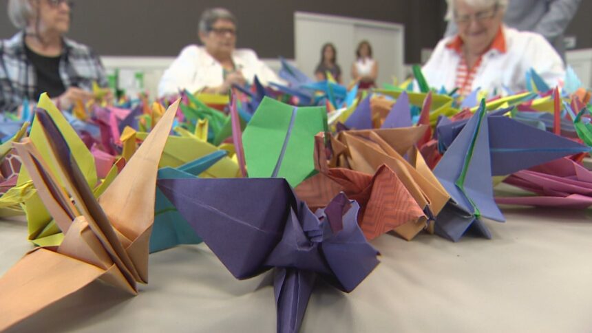 winnipeg-seniors-sending-1,000-paper-cranes-to-japan