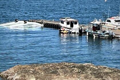 2-people-rescued-after-float-plane-crash-off-lasqueti-island,-bc.