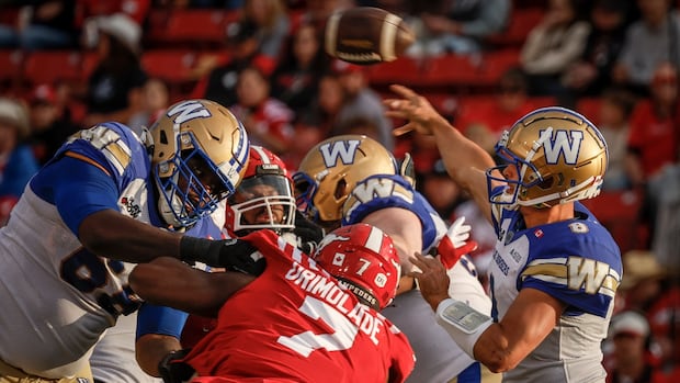 blue-bombers-look-for-payback-in-rematch-with-stampeders,-this-time-in-winnipeg