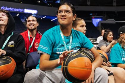 importance-of-braids-in-indigenous-culture-celebrated-before-sea-bears-game