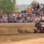 lawnmowers-race-up-to-65-km/h-for-a-good-cause