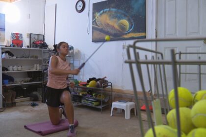 pei.-tennis-court-shortage-has-these-athletes-training-in-their-coach’s-garage