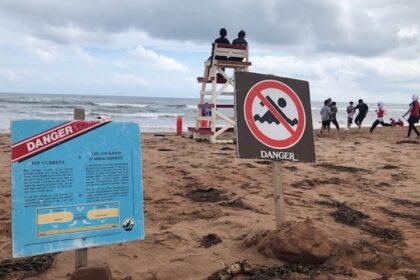 surf-conditions-declared-dangerous-at-pei.-national-park-friday