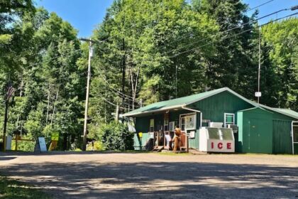 upstate-ny.-tourism-operators-feeling-summer-slump-as-canadians-stay-away-in-droves