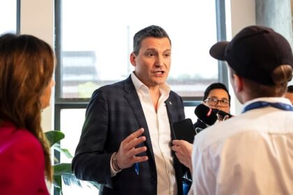 feds-weigh-plans-on-ai,-copyright-as-openai-fights-ontario-court-jurisdiction