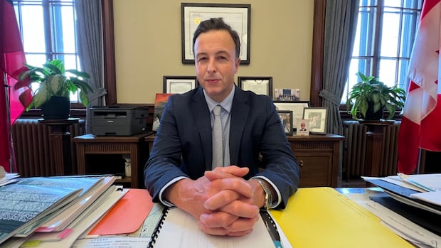 ndp-government-reviewing-$18m-manitoba-rail-port-grant-pcs-made-before-2023-election