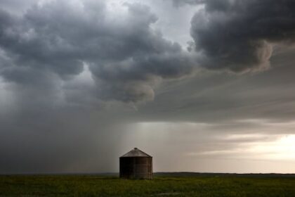 tornado-warnings-end-for-parts-of-south-central-manitoba-on-monday-night