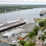 school-bus-enlisted-temporarily-to-help-move-sydney-cruise-ship-passengers