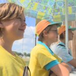 sibling-trio-runs-tip-top-popsicle-shop-to-learn-life-lessons