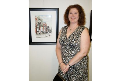 meet-the-makers:-from-photos-to-paintings-to-pottery,-truro-woman-loves-creating