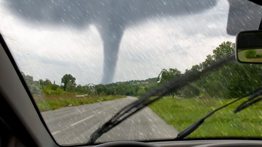 tornado-heading-your-way?-do-these-things-to-stay-safe