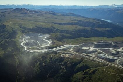 rescue-operation-underway-for-3-miners-trapped-underground-at-northern-bc.-mine