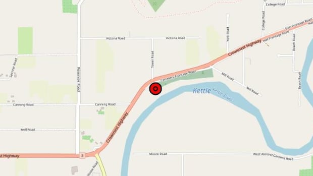 wildfire-burning-in-grand-forks-closes-highway-3