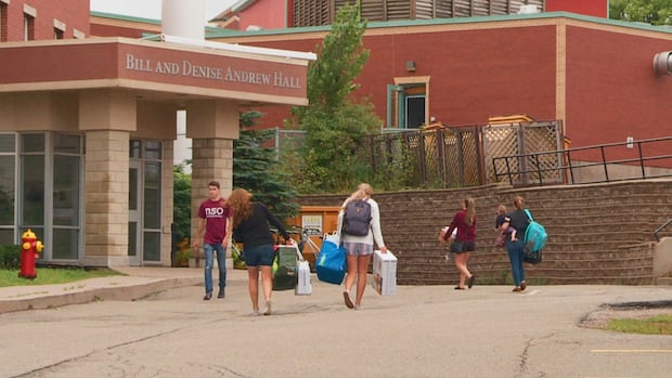 pei-expands-marion-l.-reid-grant-to-include-students-in-4-more-health-care-programs
