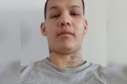 handcuffed,-shirtless-man-escapes-police-custody-in-portage-la-prairie