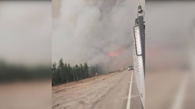 power-out-in-leaf-rapids-due-to-wildfire-that-claimed-several-buildings-this-week