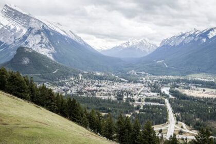 bc.-hiker-found-safe-and-uninjured-after-going-missing-in-banff-park