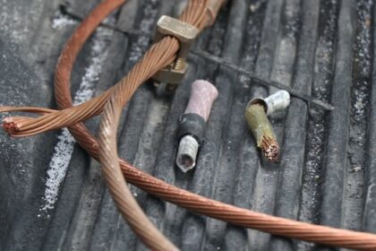 winnipeggers-call-for-crackdown-on-scrap-dealers-buying-stolen-metals
