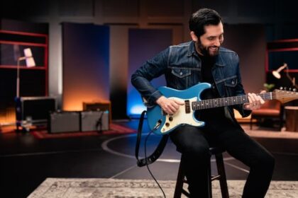 fender-creates-signature-stratocaster-designed-by-and-named-for-winnipeg-guitarist-ariel-posen