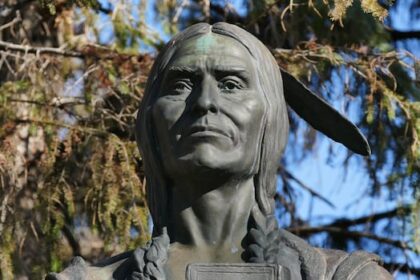 chief-peguis-statue-on-manitoba-legislative-grounds-delayed-by-a-year-for-2nd-time