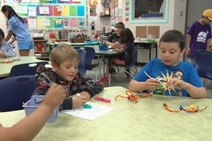 wildfire-smoke-forces-100s-of-children-inside-after-winnipeg-outdoor-event-cancelled