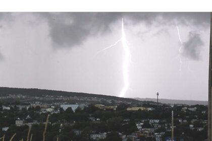 sky-lit-up-at-night:-st.-johns-metro-area-lightning-storm-could-be-one-for-the-record-books