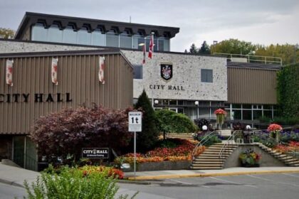 kamloops,-bc.,-cao-no-longer-employed-by-city,-blames-embattled-mayor-for-his-departure