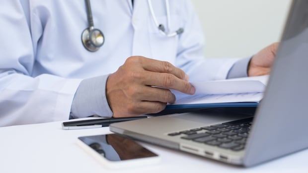 canadians’-health-data-at-risk-of-being-handed-over-to-us.-authorities,-experts-warn