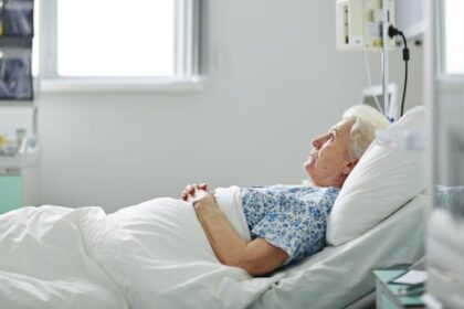 many-nb.-seniors-have-declined-nursing-home-placements,-holt-says