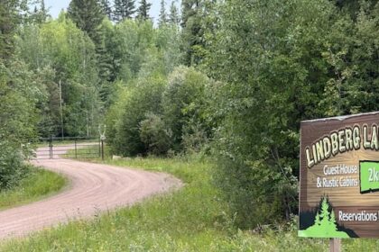lindberg-landing-occupants-‘got-no-right’-to-block-road,-says-nahɂa-dehe-dene-chief