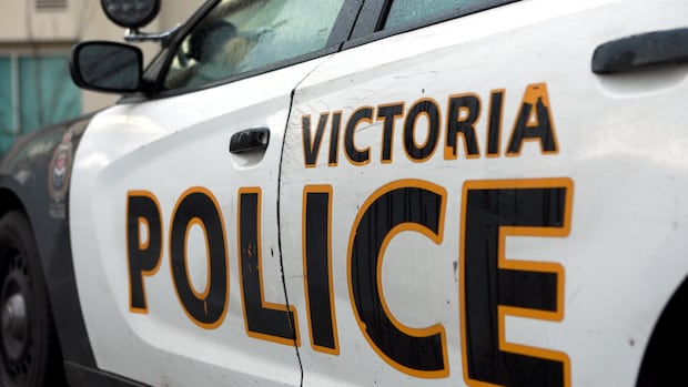police-watchdog-called-in-after-man-injured-during-victoria-arrest