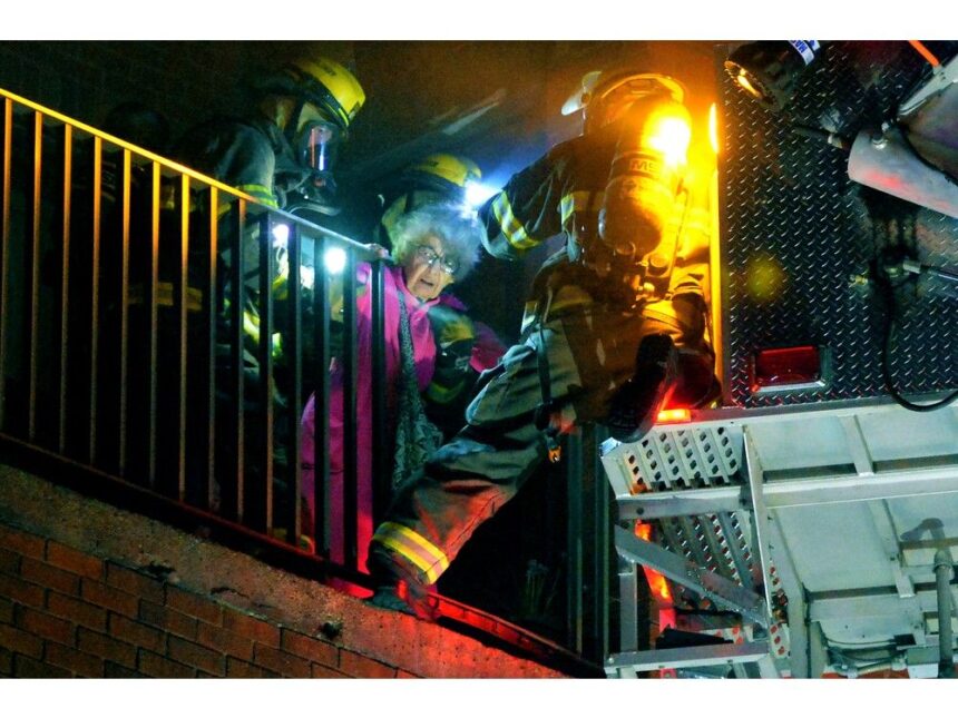 firefighter-injured,-residents-rescued-from-balconies-during-early-sunday-morning-st.-john’s-condo-fire