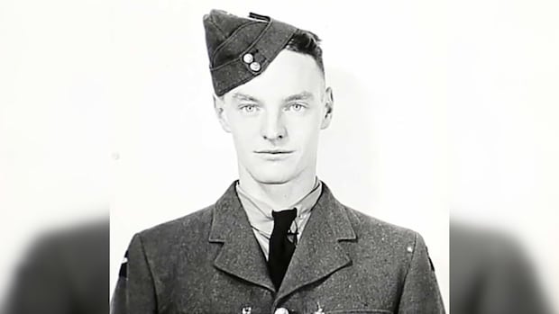 ceremony-held-for-rcaf-pilot-killed-in-cape-breton-crash-while-training-in-1944