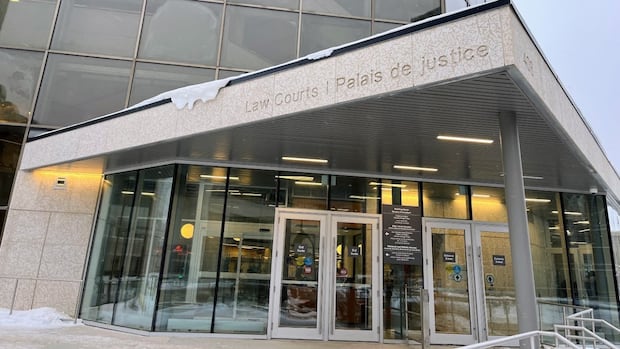 workload-deluge-causing-spike-in-prosecutions-being-tackled-by-defence-lawyers:-manitoba-crown-attorney-union
