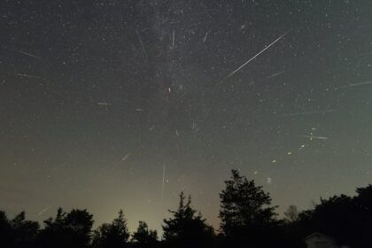 attention-stargazers!-it’s-time-for-one-of-the-best-meteor-showers-of-the-year-the-perseids