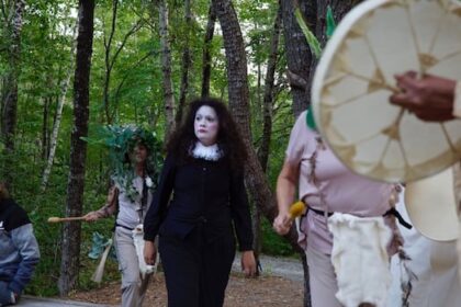 mi’kmaw-play-to-go-on-in-halifax-park-after-ns.-wildfire-restrictions-cause-uncertainty
