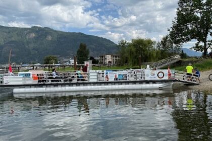 new-sicamous,-bc.,-ferry-a-big-hit-shuttling-people-across-channel-to-ride-the-rail-trail