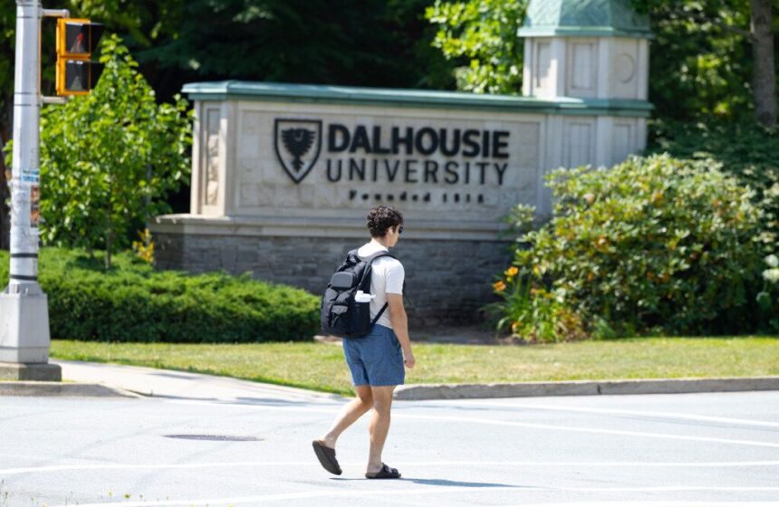 no-deal:-last-minute-talks-don’t-result-in-agreement-between-dal-and-faculty-union