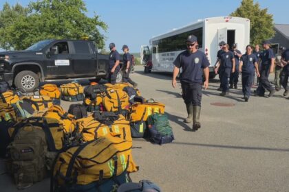 nova-scotia-firefighters-head-to-new-brunswick