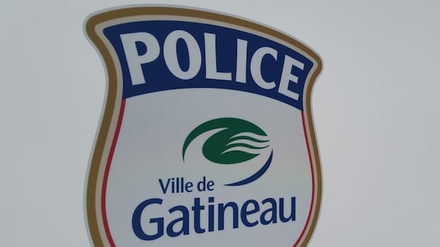 gatineau-police-officer-charged-with-assault,-uttering-threats