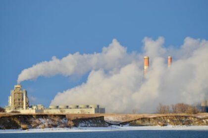 judge-reserves-decision-on-application-to-stop-sask.-coal-plant-life-extension