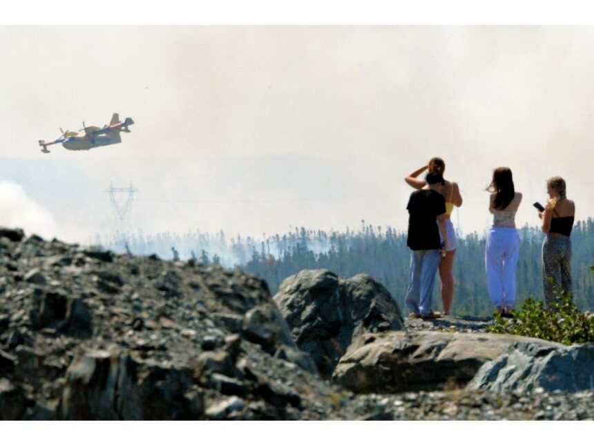 wildfire-faq:-everything-you-need-to-know-to-stay-safe-amidst-smoky,-hot-conditions