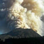 ‘massive’-wildfire-south-of-port-alberni,-bc.,-doubles-in-size-in-less-than-a-day