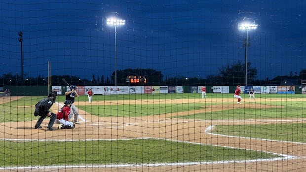 ‘a-little-bit-of-magic’:-regina-red-sox-beat-saskatoon-berries-to-advance-to-wcbl-championships