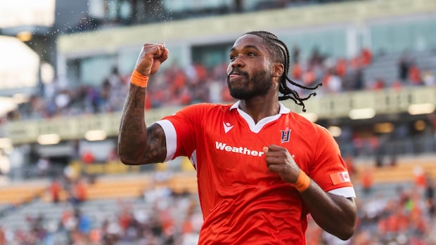 whitecaps,-forge-open-canadian-championship-semifinals-with-2-2-draw